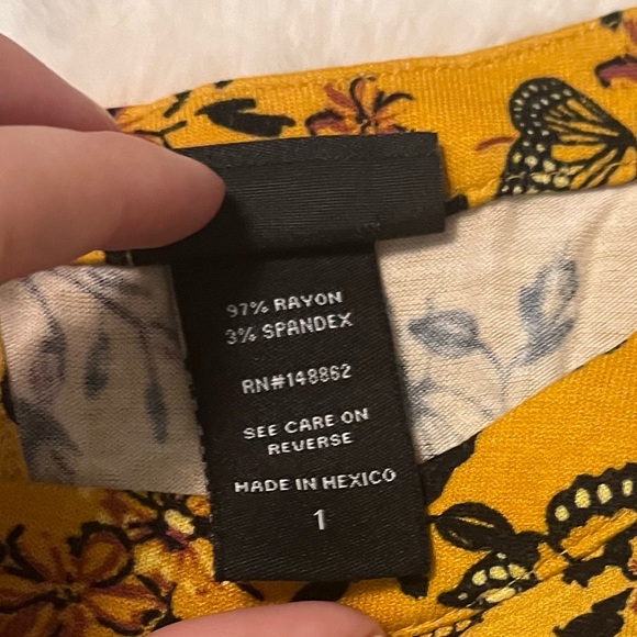 Torrid 14/16 Loose Flowy Dark Yellow Black Monarch Butterfly Halter Tunic Tank - Picture 7 of 8